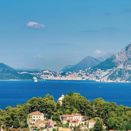 Casa vacanze Lovely Mediterranean Near The