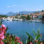 Vikendica Lovely Mediterranean Near The *