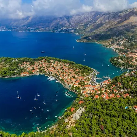 Lovely Mediterranean Near The Cavtat