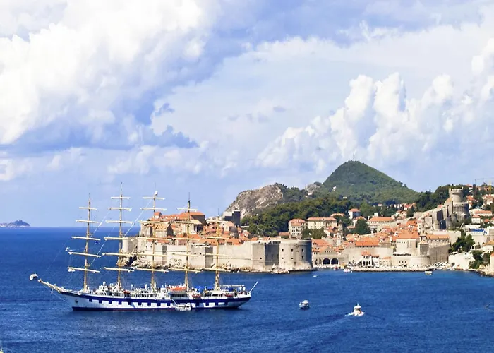 Lovely Mediterranean Near The Ferienhaus Cavtat